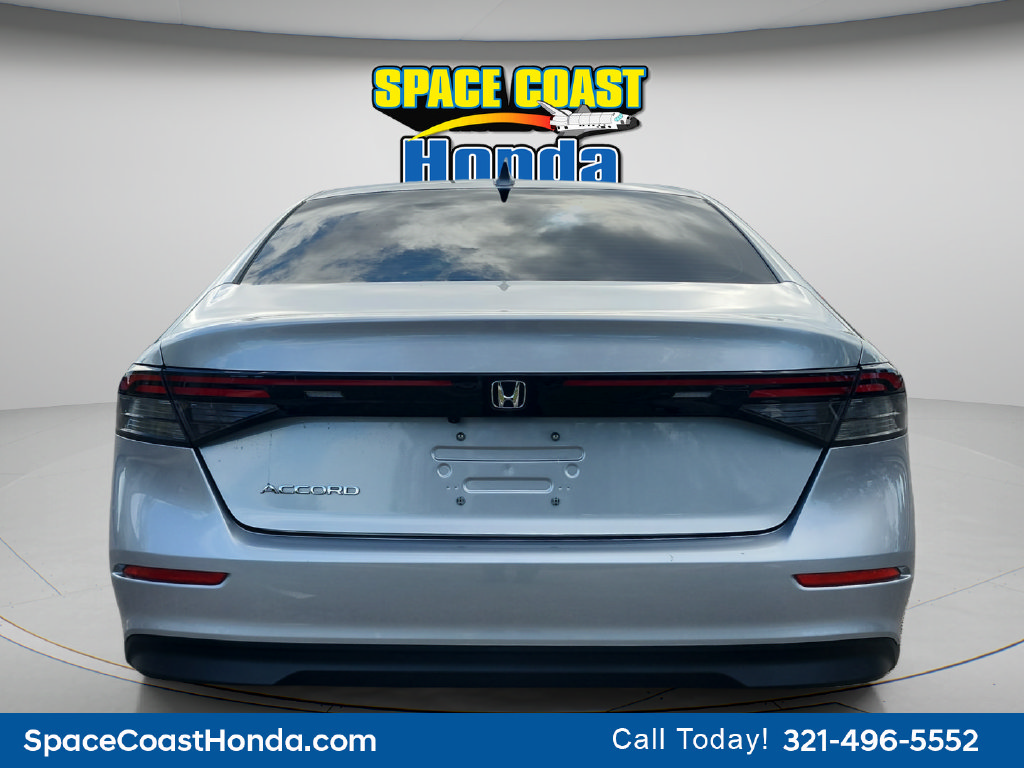 Used 2024 Honda Accord EX image 4