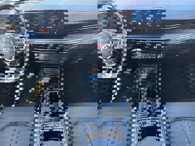 Used 2025 Kia K5 GT-Line image 17