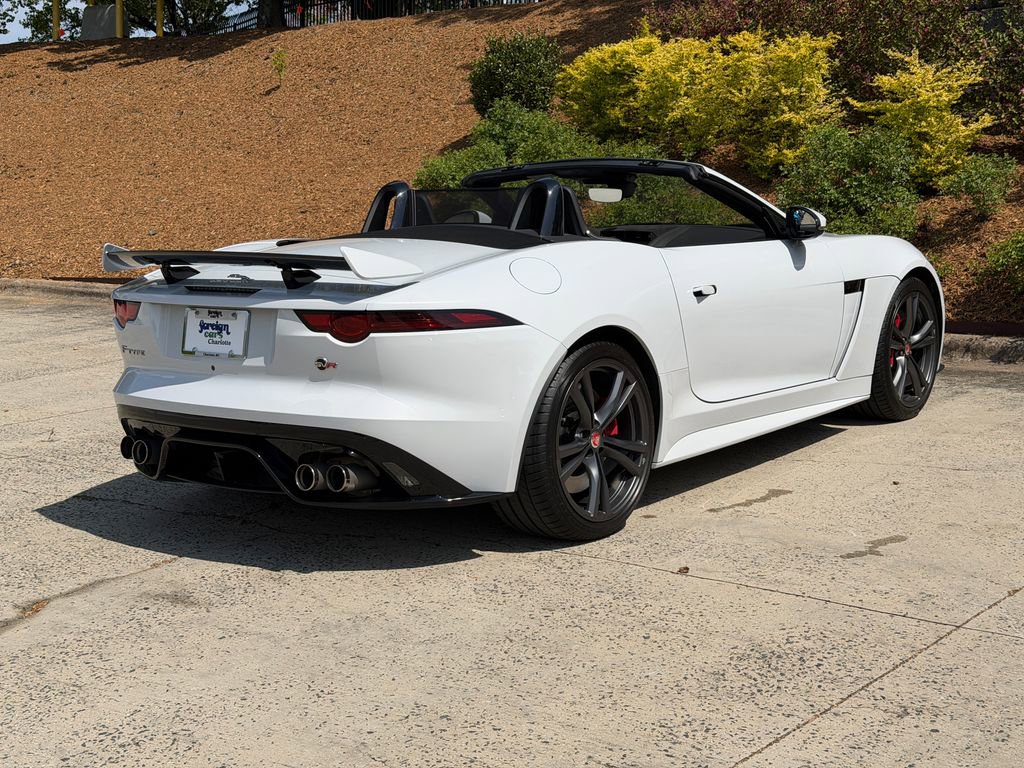 Used 2020 Jaguar F-TYPE SVR AWD/4WD image 4