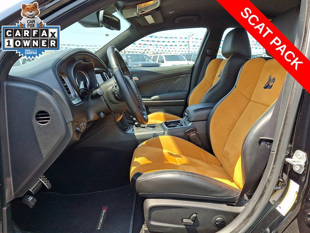 Used 2022 Dodge Charger Scat Pack w/ Plus Group RWD image 13