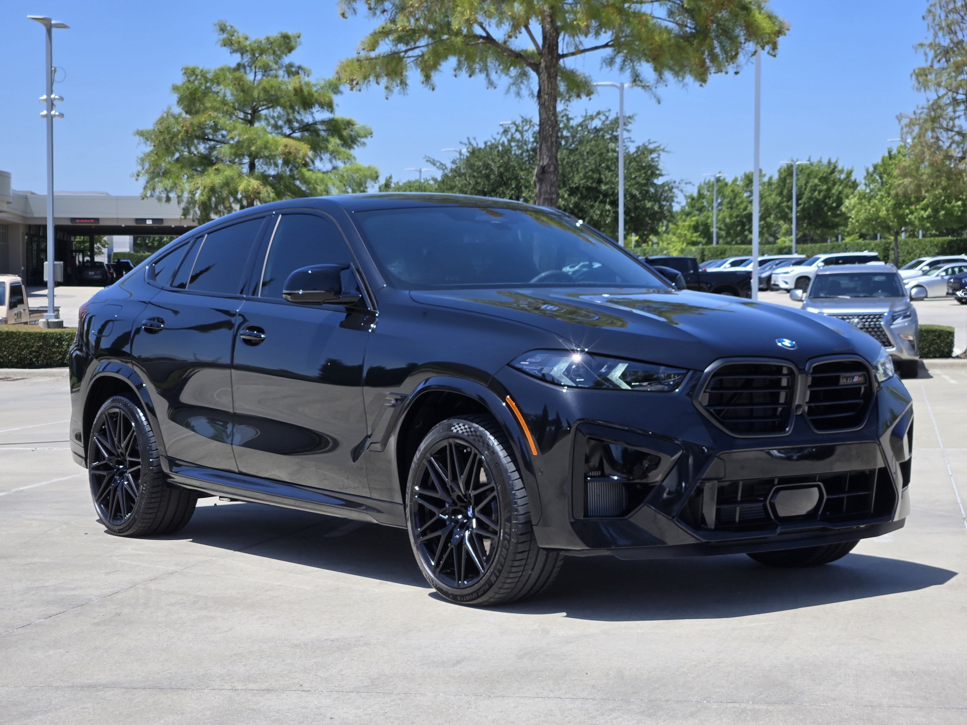 Used 2027 BMW X6 M Competition w/ Executive Package AWD/4WD image 7