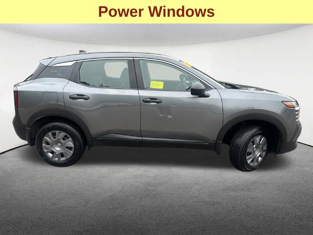 Used 2025 Nissan Kicks S FWD image 11