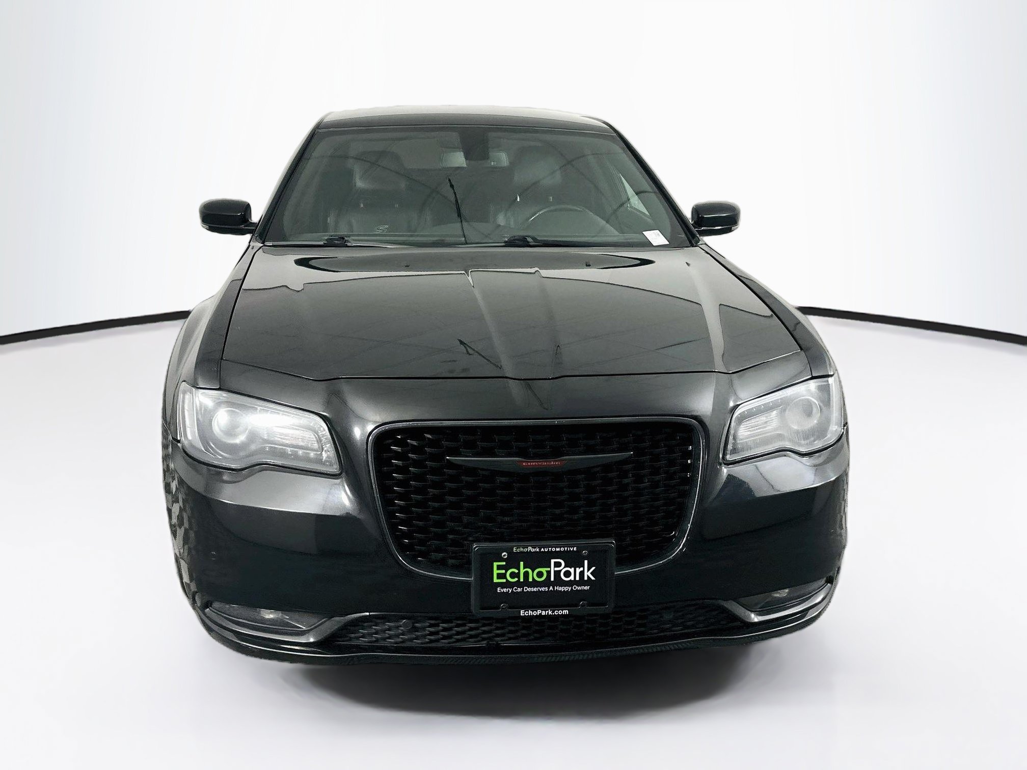 Used 2021 Chrysler 300 S RWD image 2