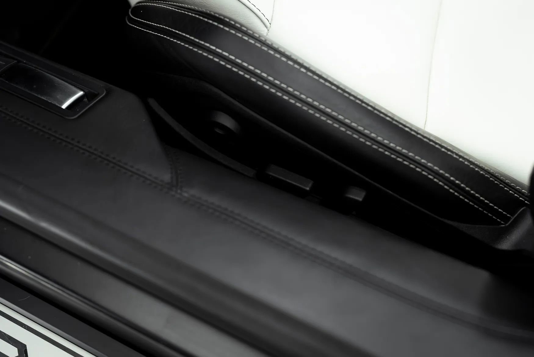 Used 2016 Lamborghini Aventador LP 700-4 image 27
