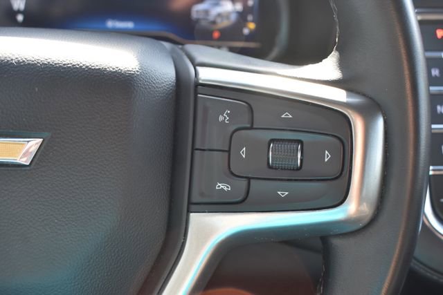 Used 2023 Chevrolet Suburban LT AWD/4WD image 24