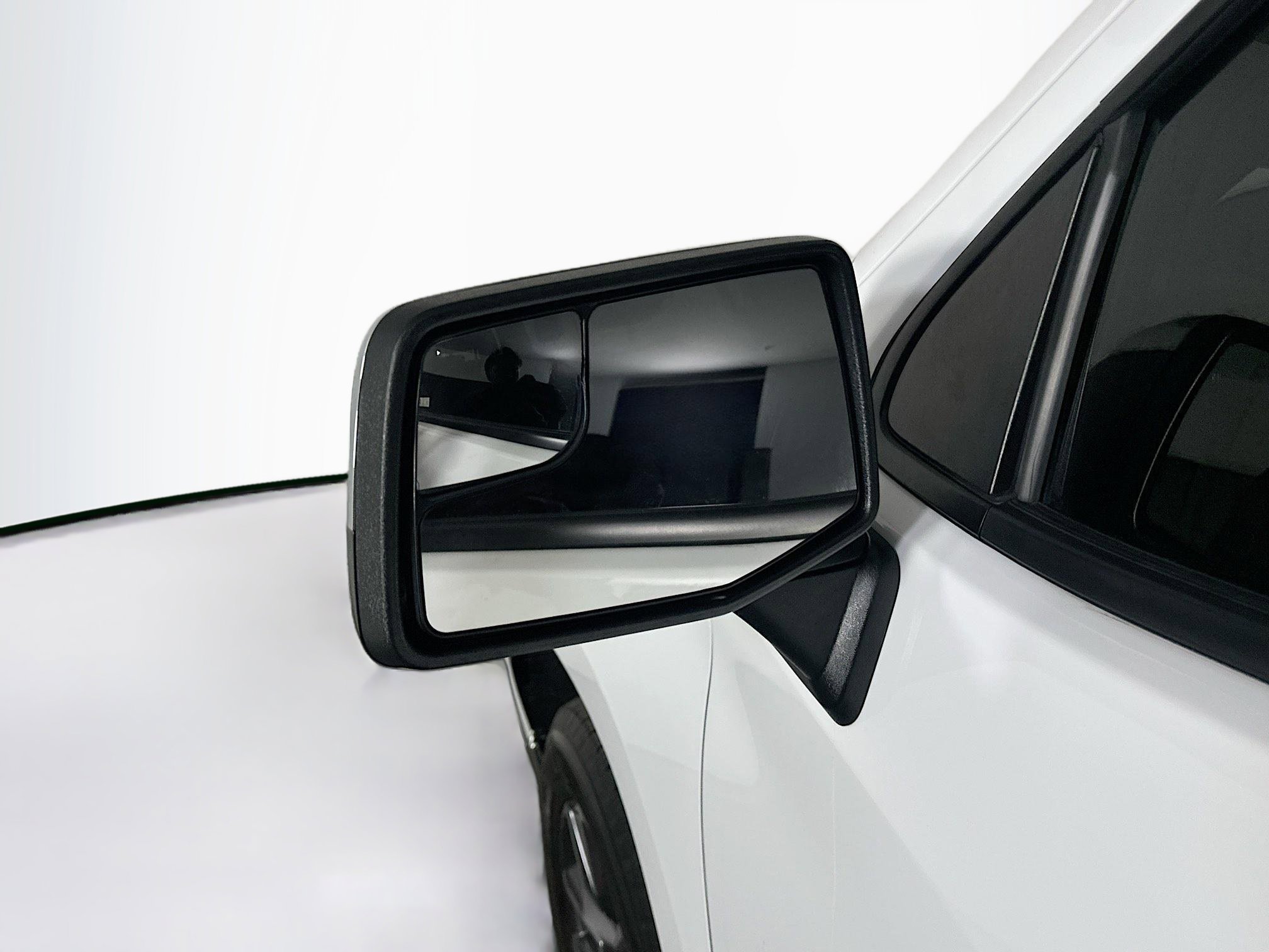 Used 2023 Chevrolet Silverado 1500 LT image 16