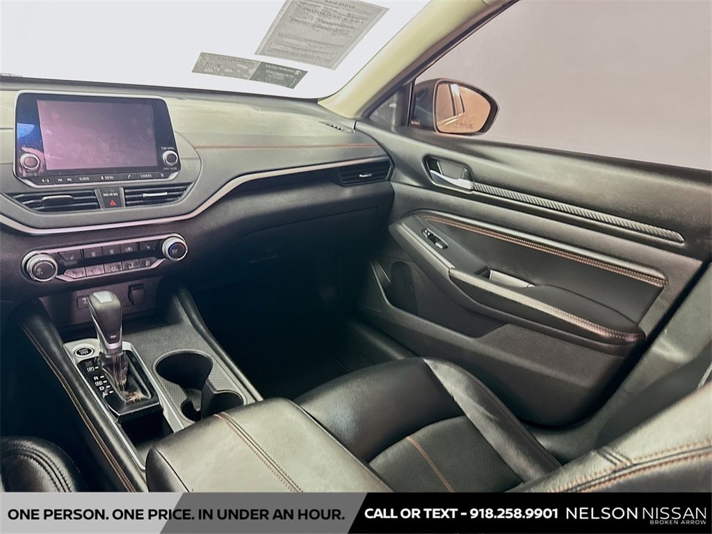 Used 2019 Nissan Altima 2.5 SR w/ SR Premium Package image 22