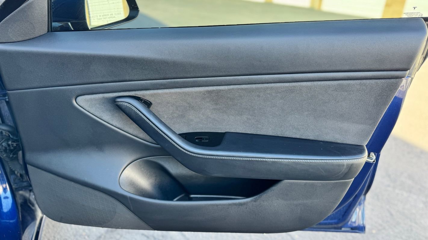 Used 2018 Tesla Model 3 Long Range AWD/4WD image 30