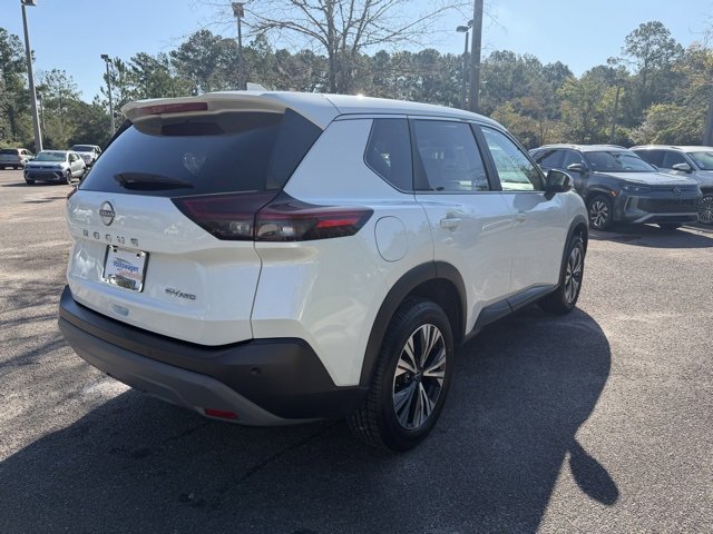 Used 2023 Nissan Rogue SV image 6