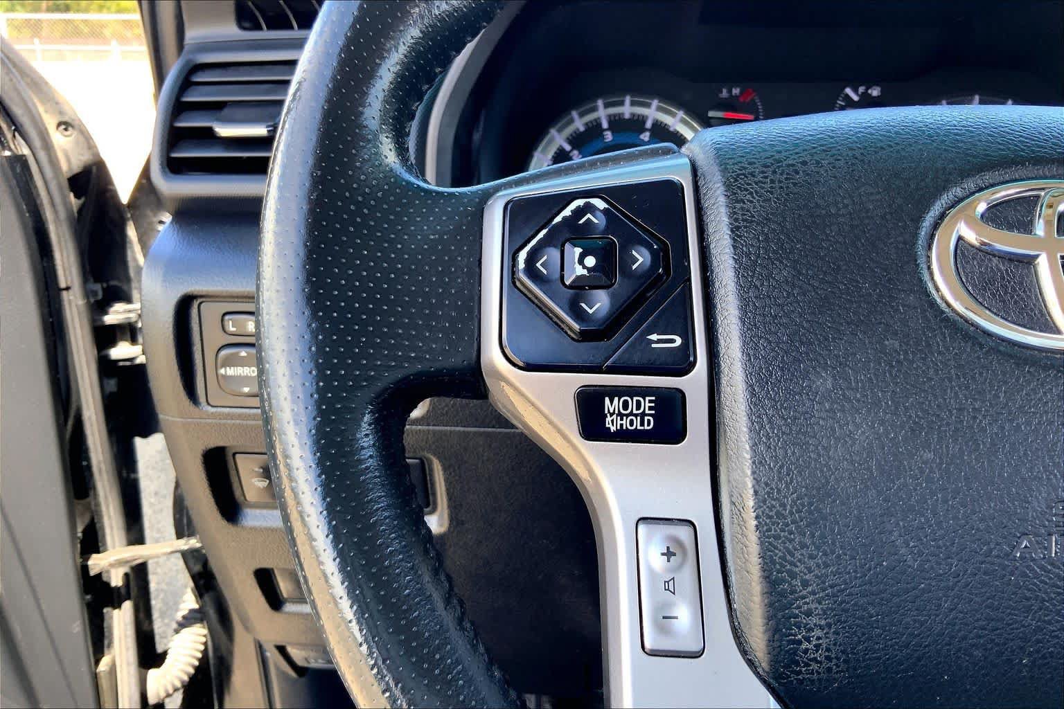 Used 2019 Toyota 4Runner SR5 RWD image 23