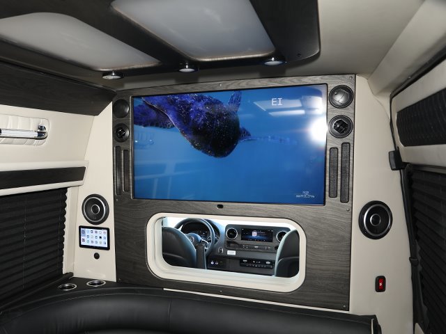 Used 2023 Mercedes-Benz Sprinter 3500 image 23