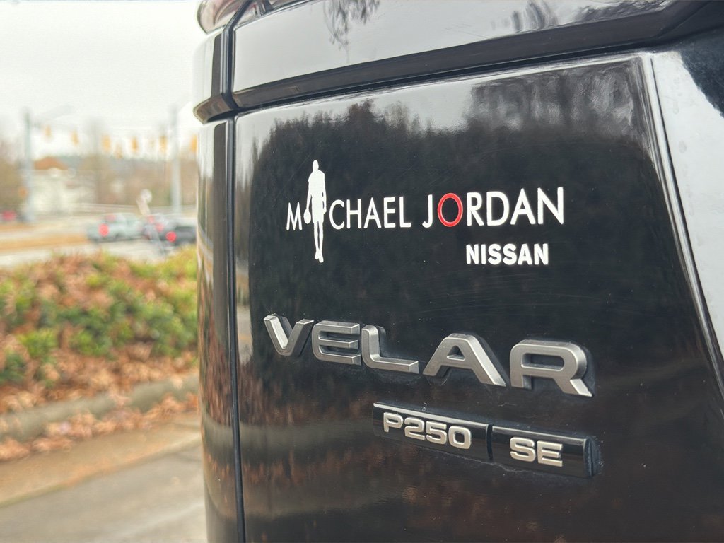 Used 2019 Land Rover Range Rover Velar R-Dynamic SE image 14