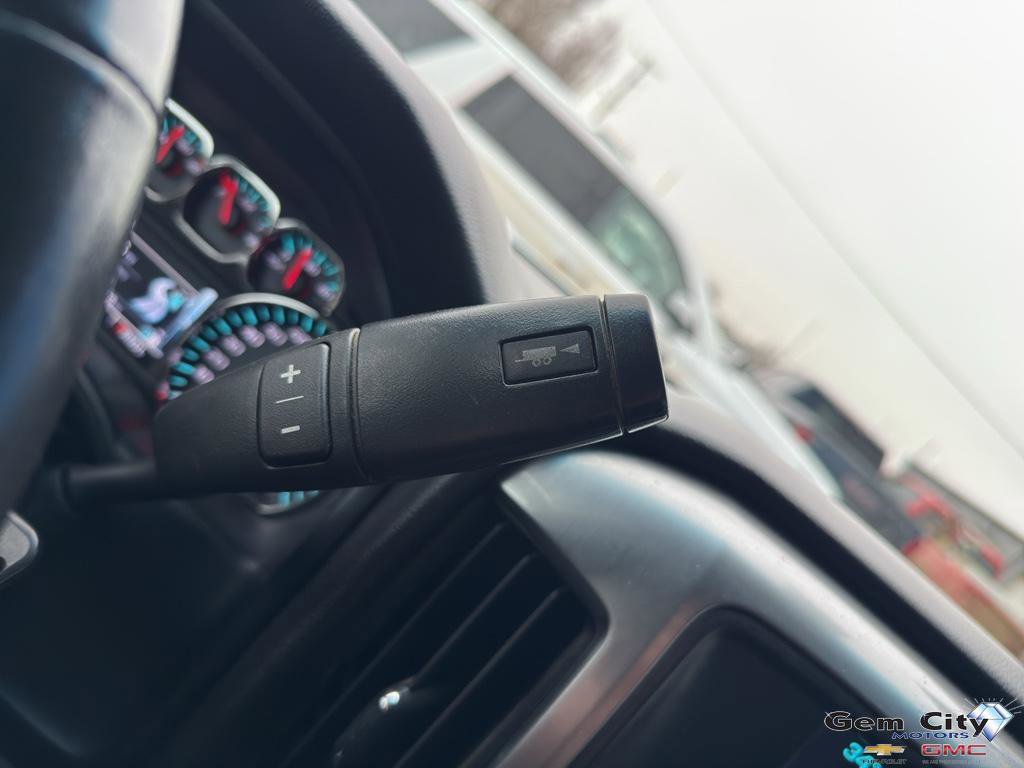 Used 2017 Chevrolet Silverado 1500 LT w/ All Star Edition AWD/4WD image 25