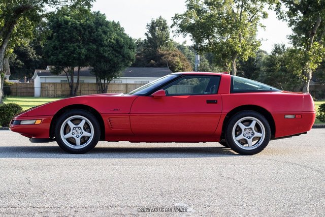Used 1995 Chevrolet Corvette ZR1 RWD image 3