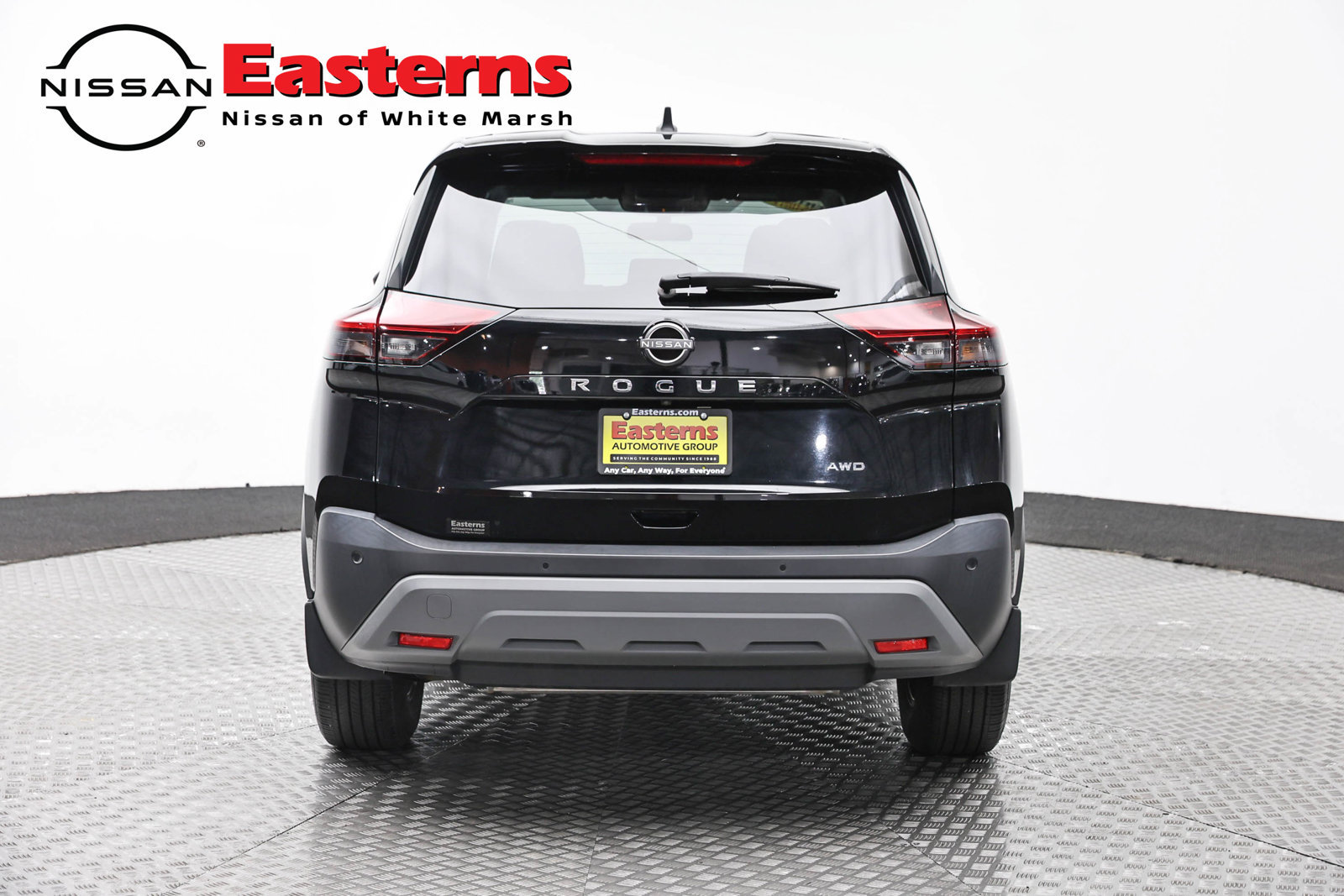 Used 2023 Nissan Rogue S AWD/4WD image 6