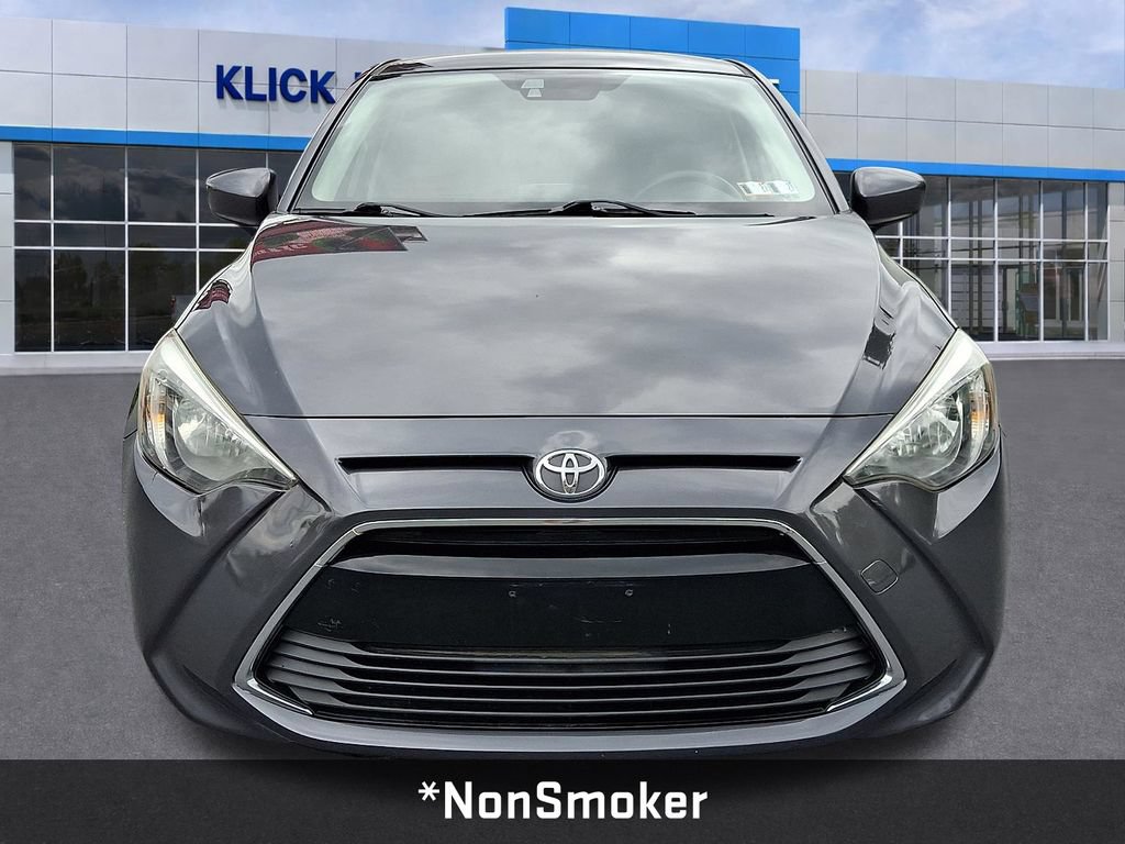 Used 2017 Toyota Yaris iA FWD image 2
