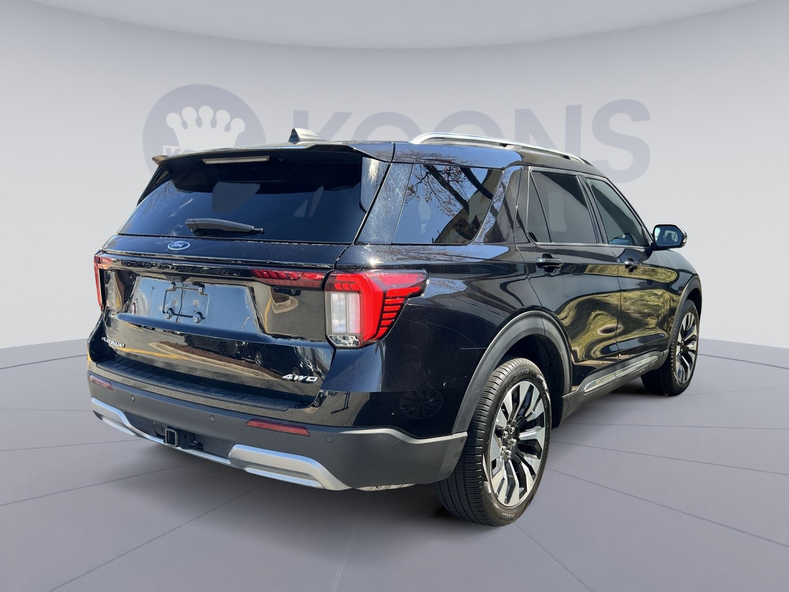 Used 2025 Ford Explorer Platinum w/ LUX Leather Package image 7