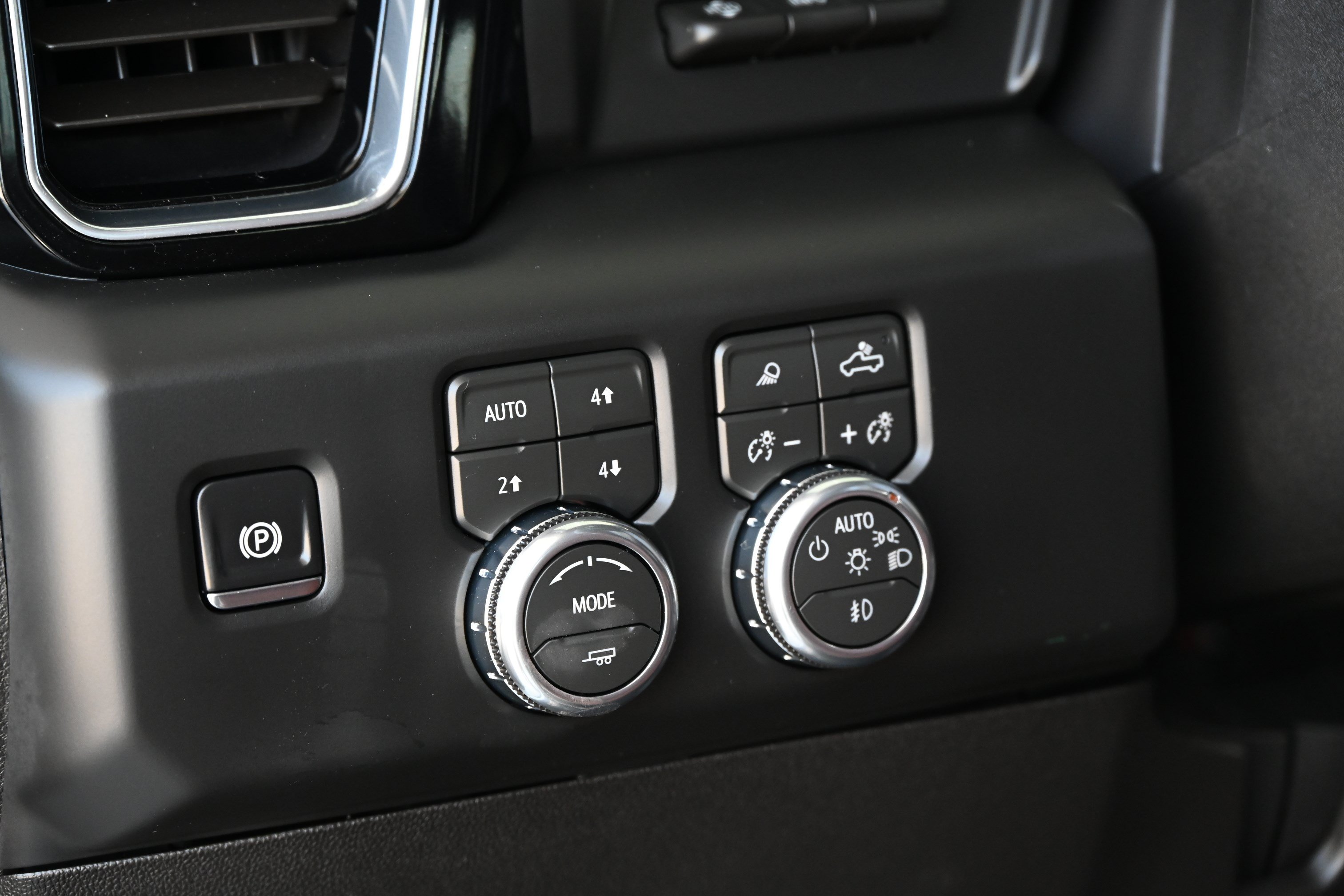 Used 2026 GMC Sierra 2500 Denali Ultimate AWD/4WD image 31