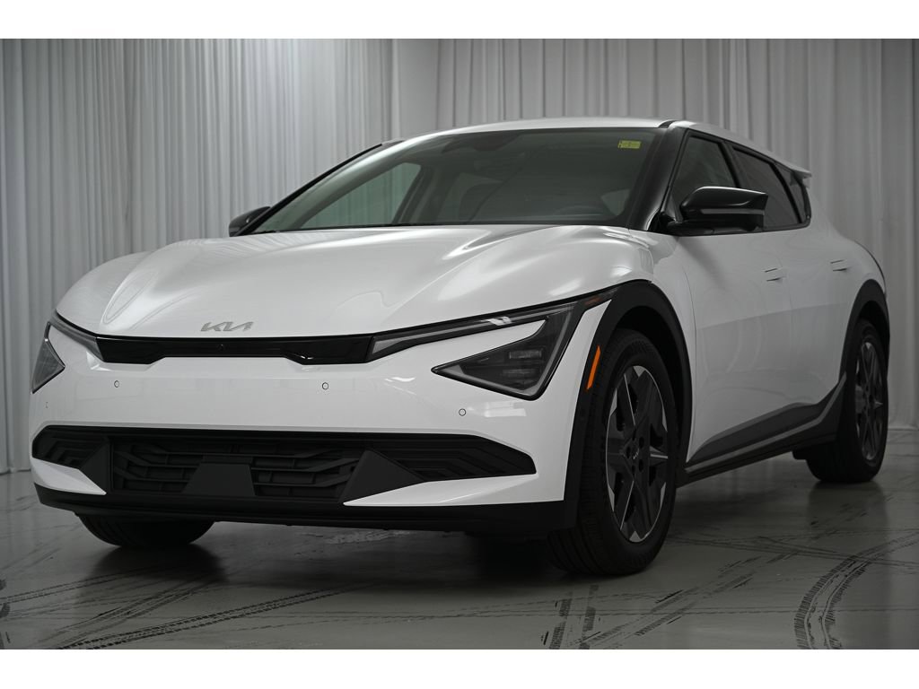 New 2025 Kia EV6 Light w/ Light LR Technology Package image 4