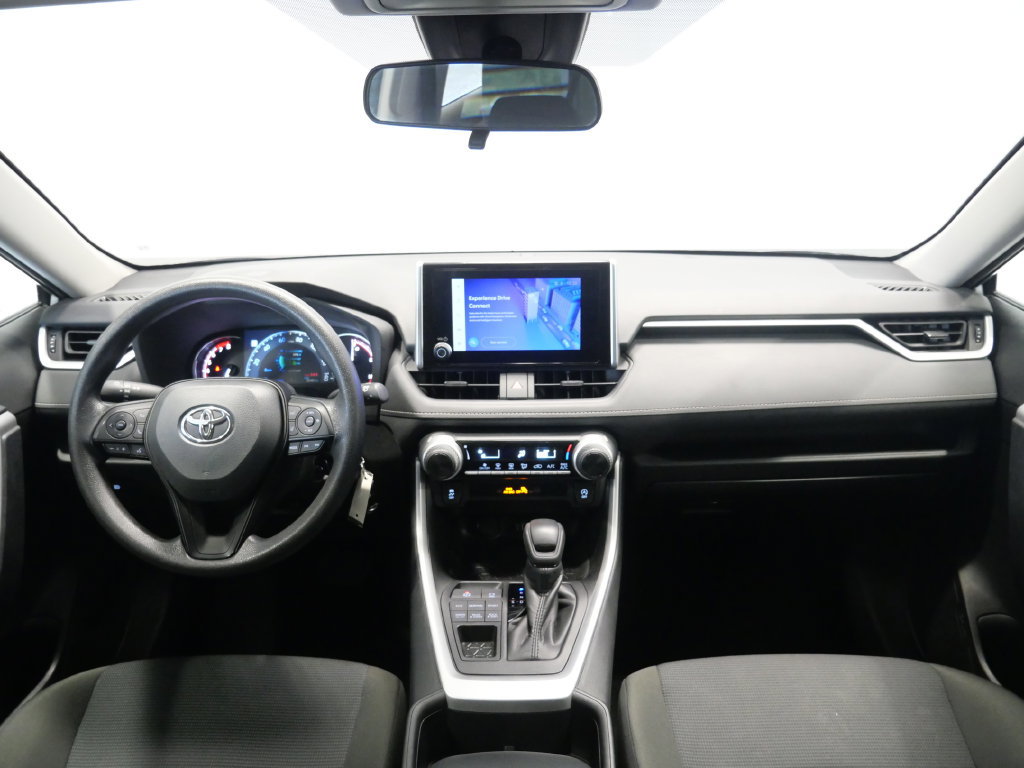 Used 2025 Toyota RAV4 LE AWD/4WD image 16