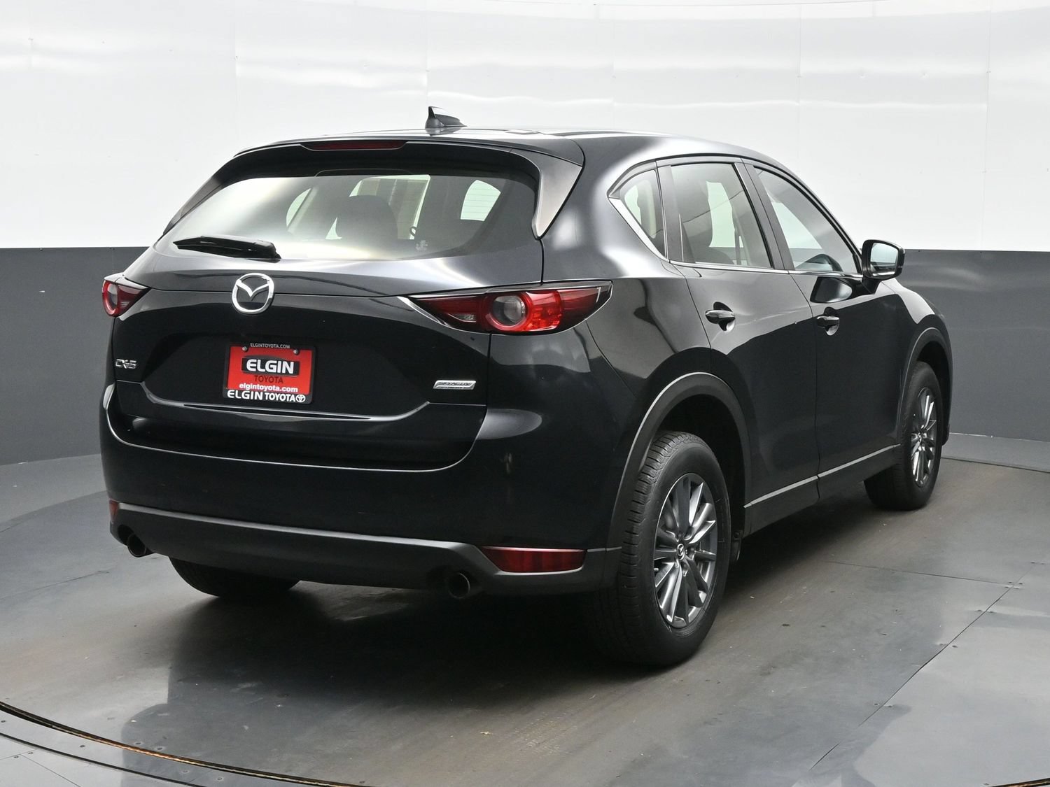 Used 2017 MAZDA CX-5 Sport FWD image 5