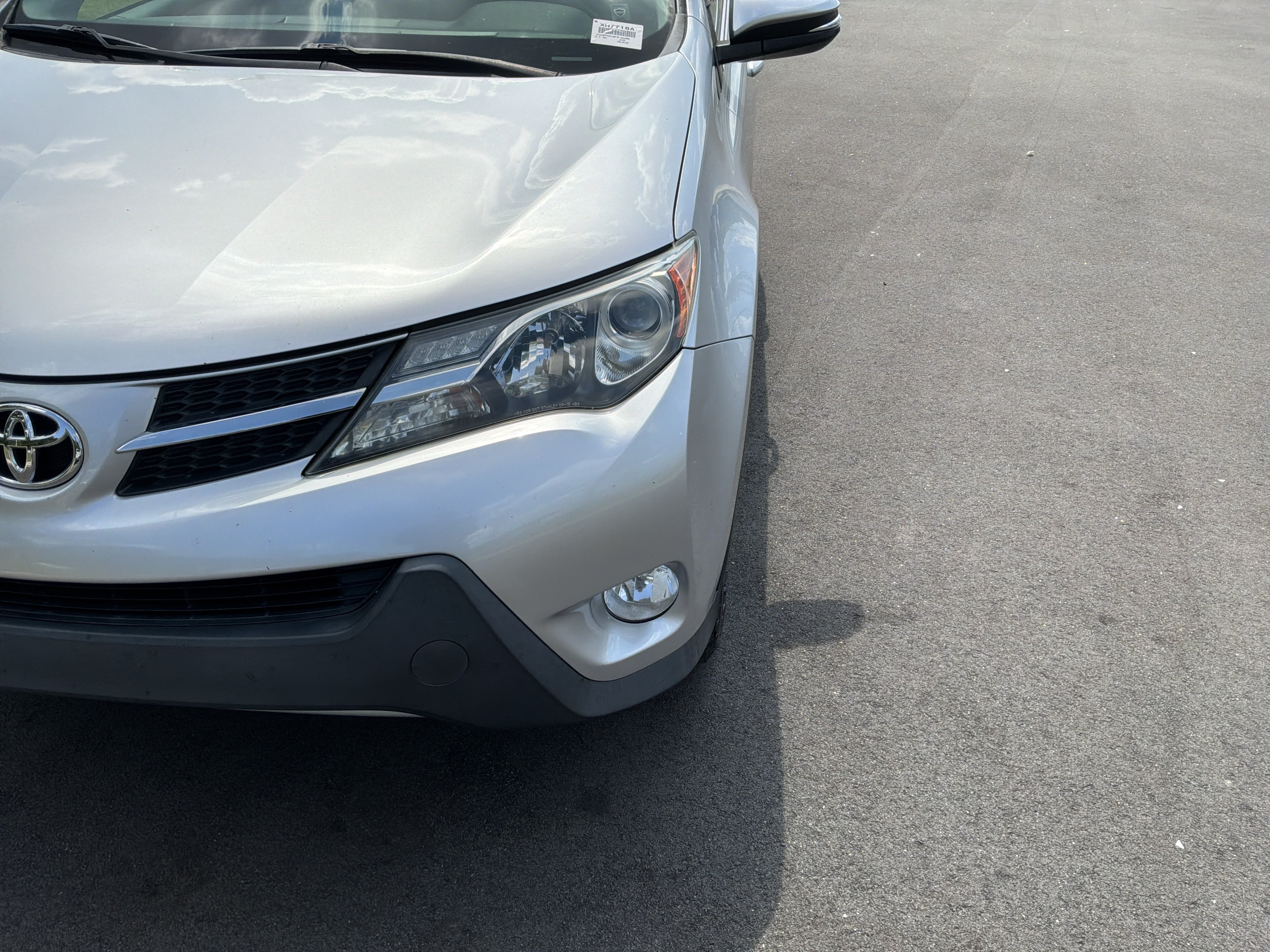Used 2015 Toyota RAV4 XLE FWD image 6