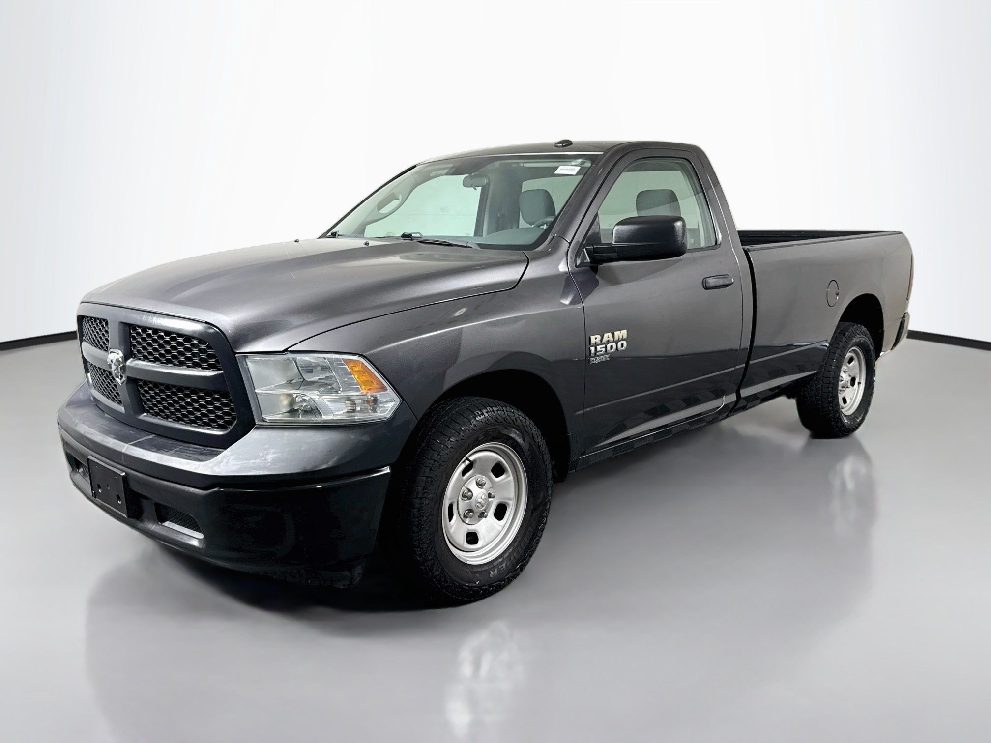 Used 2019 RAM 1500 Tradesman w/ Popular Equipment Group RWD image 4