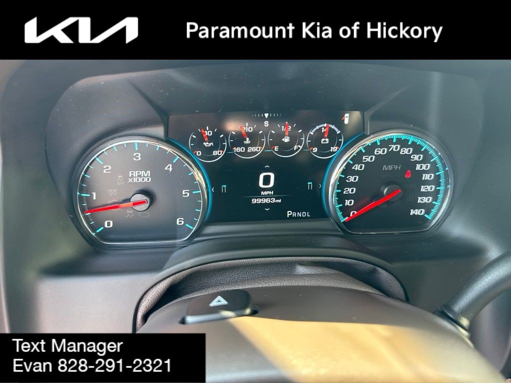 Used 2018 Chevrolet Suburban Premier AWD/4WD image 34