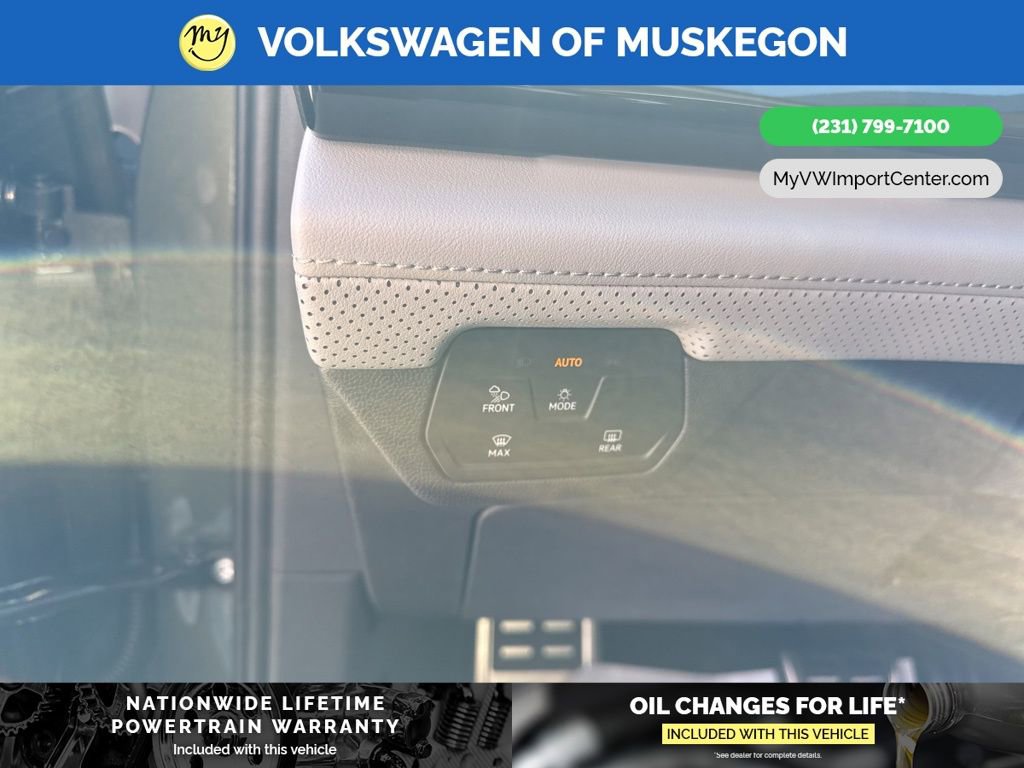 New 2026 Volkswagen Atlas Peak Edition image 14