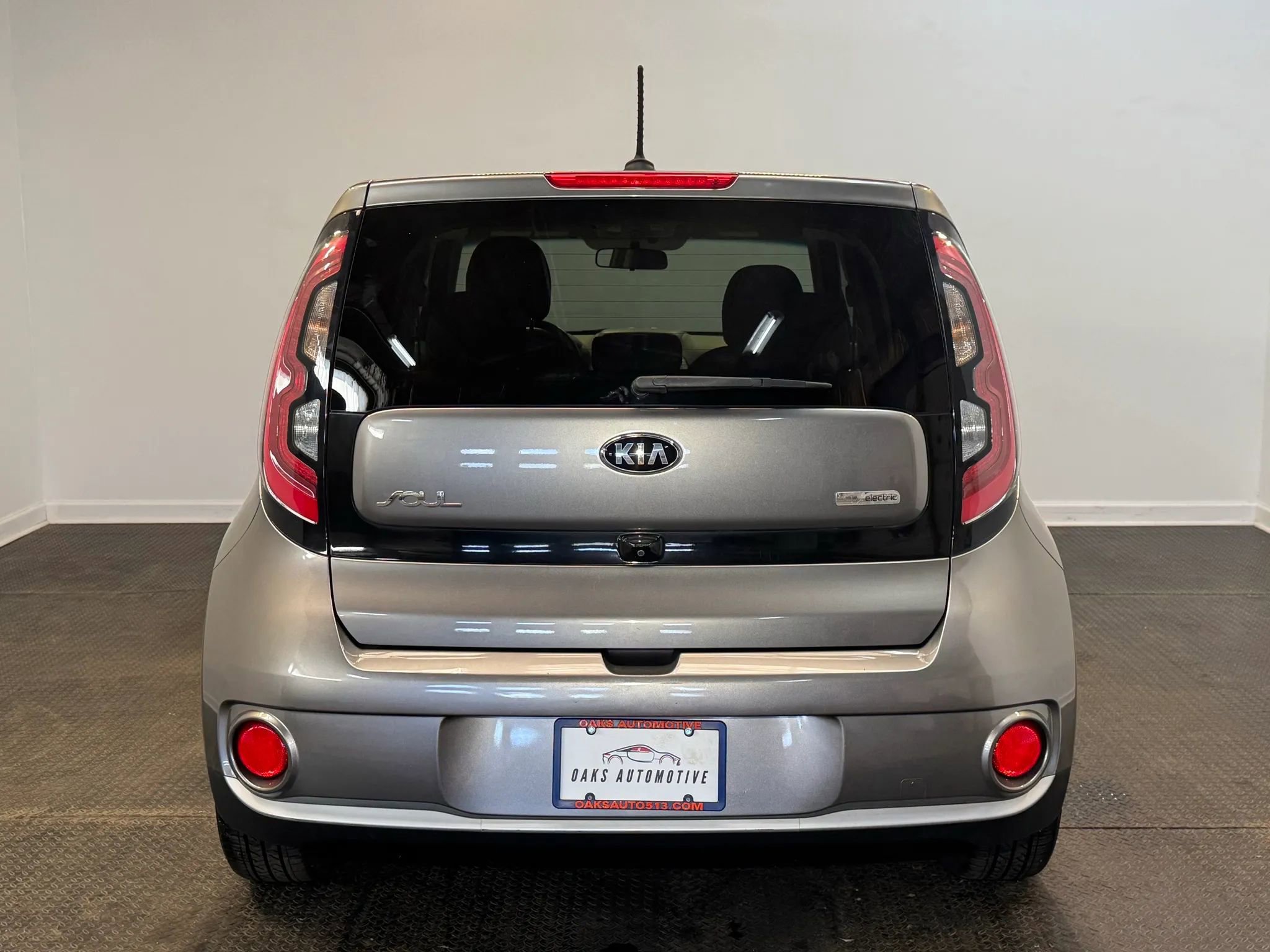 Used 2016 Kia Soul EV FWD image 5