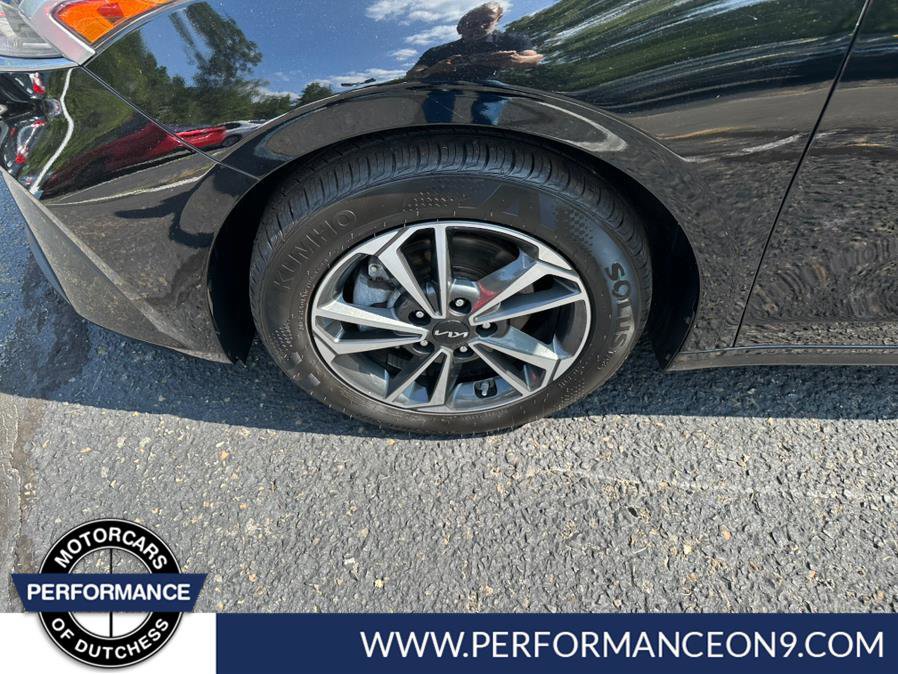 Used 2024 Kia Forte LXS image 10