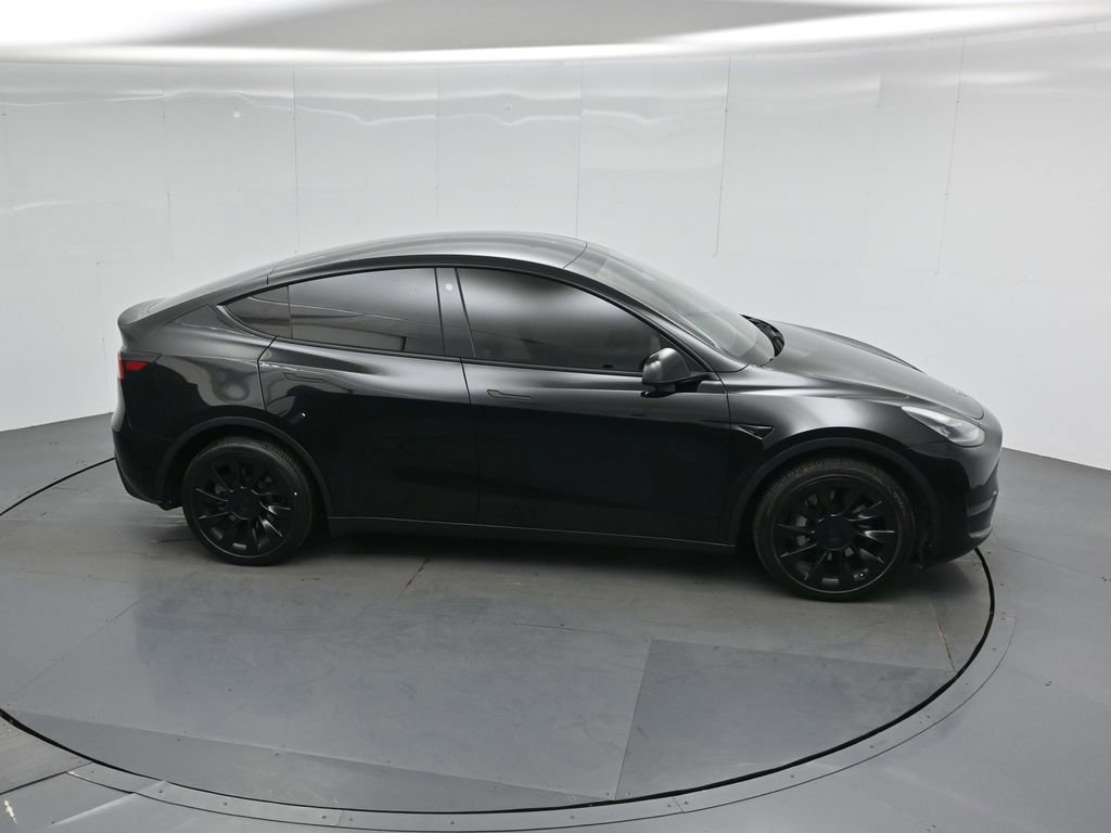 Used 2021 Tesla Model Y Long Range AWD/4WD image 45