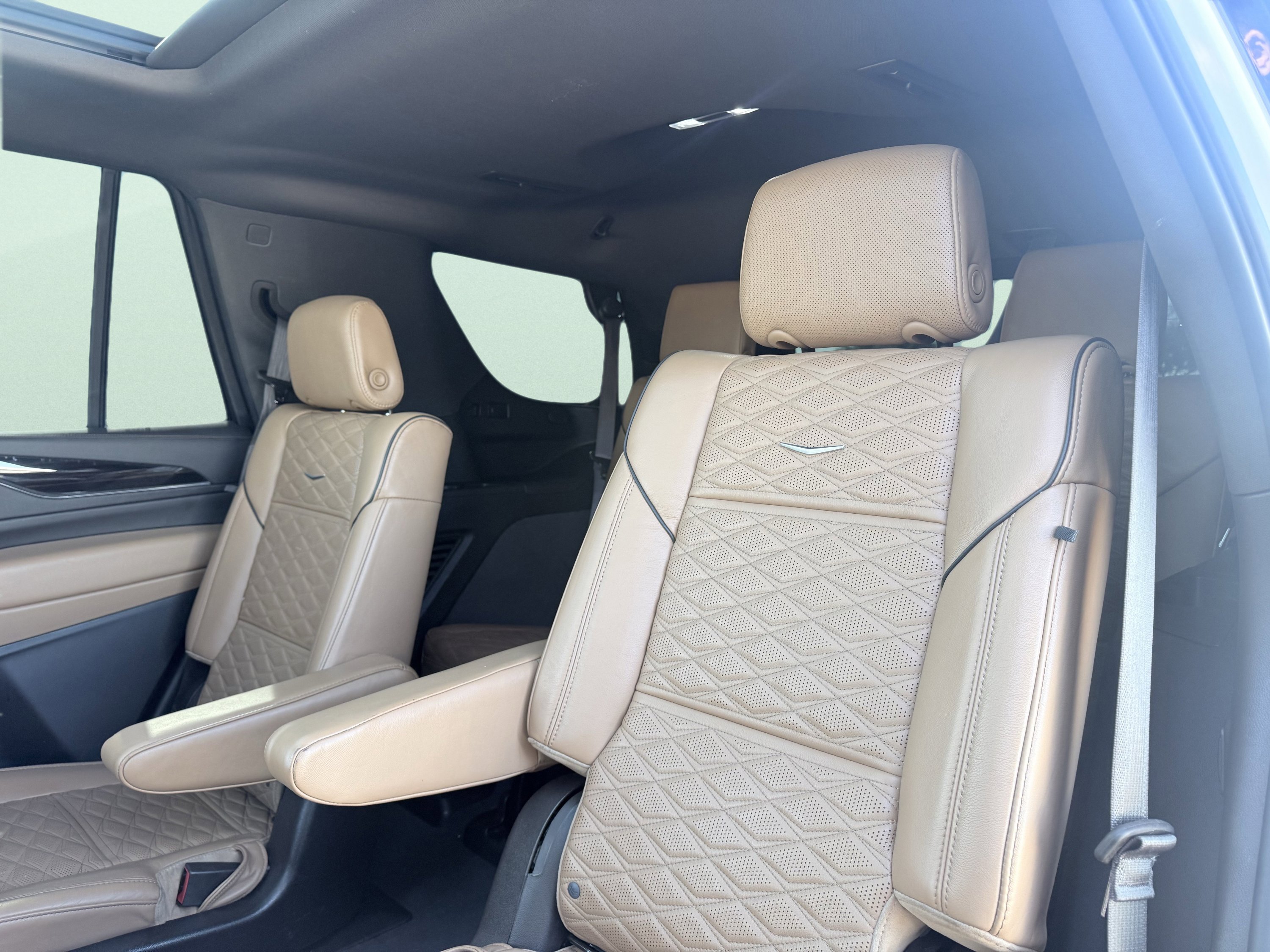 Used 2023 Cadillac Escalade Sport w/ Touring Package image 41