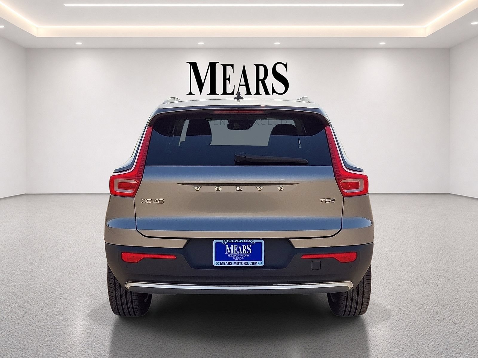 Used 2022 Volvo XC40 T5 Momentum AWD/4WD image 5