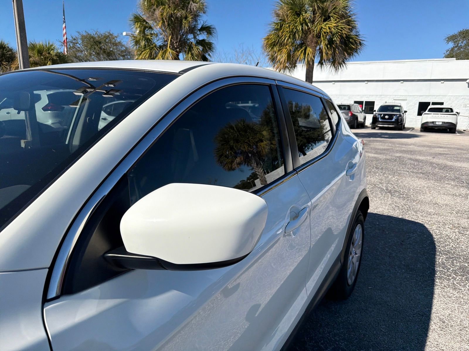 Used 2020 Nissan Rogue Sport S image 12