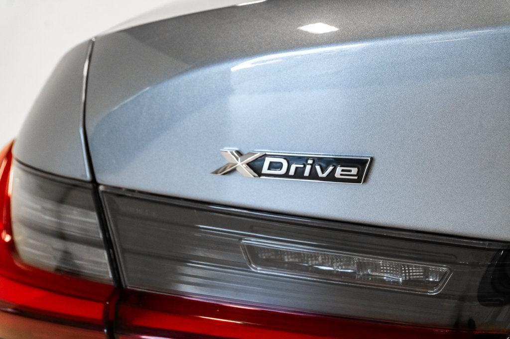 Used 2026 BMW 330i xDrive Sedan AWD/4WD image 28