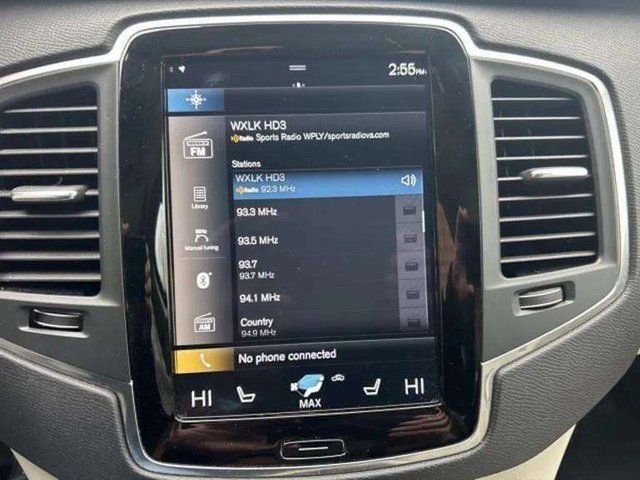 Used 2022 Volvo XC90 T5 Momentum w/ Climate Package image 13