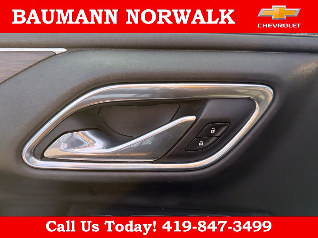 Used 2021 Chevrolet Tahoe LT w/ LT Signature Package AWD/4WD image 17