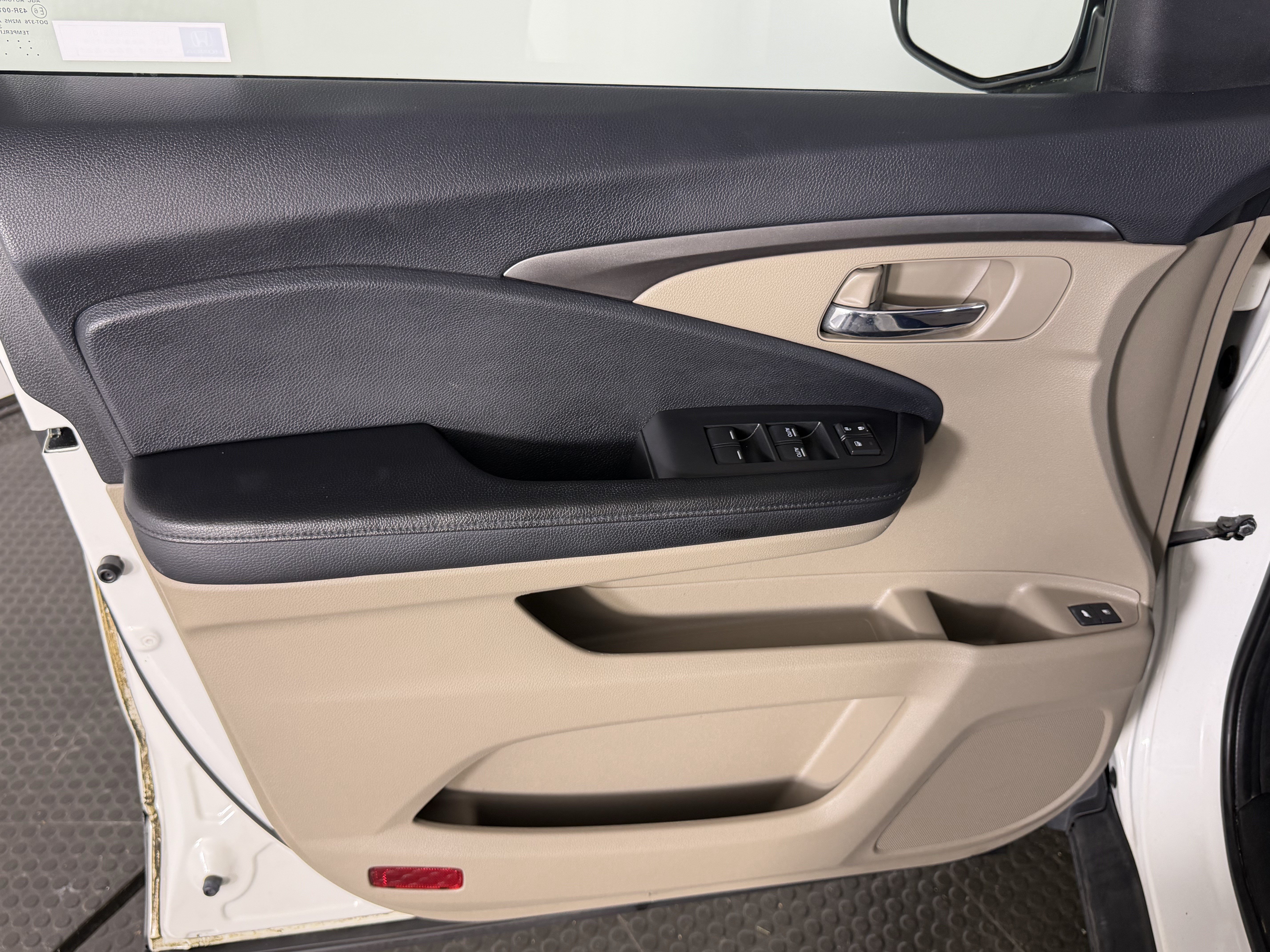 Used 2018 Honda Pilot EX-L image 9