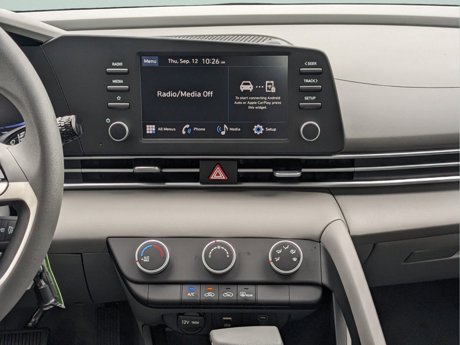 New 2026 Hyundai Elantra SE FWD image 18