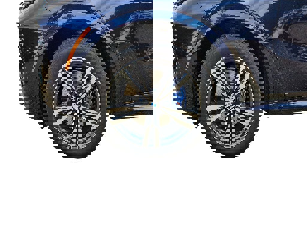 Used 2025 BMW X7 M60i image 9