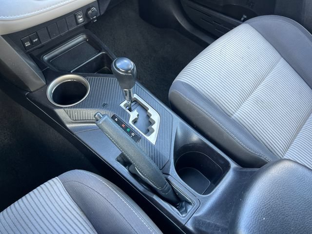 Used 2013 Toyota RAV4 XLE FWD image 25