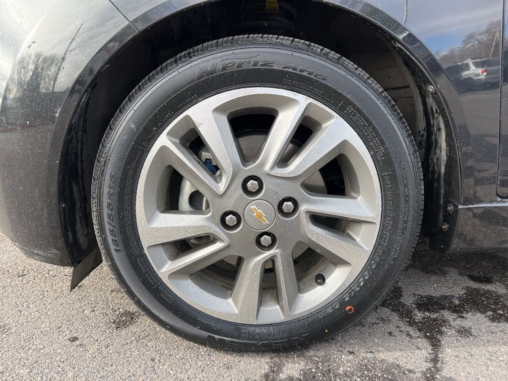 Used 2016 Chevrolet Spark LT image 26