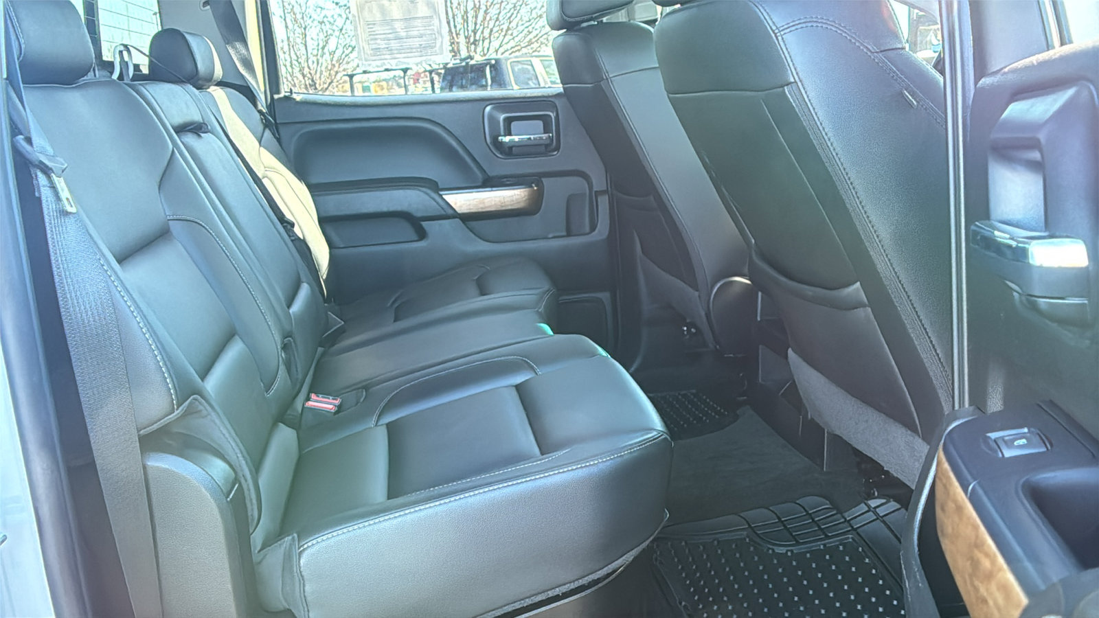 Used 2018 Chevrolet Silverado 2500 LTZ w/ Duramax Plus Package image 17