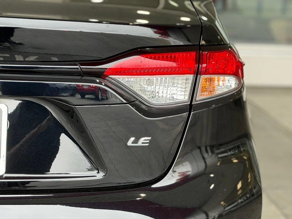 Certified 2024 Toyota Corolla LE FWD image 13