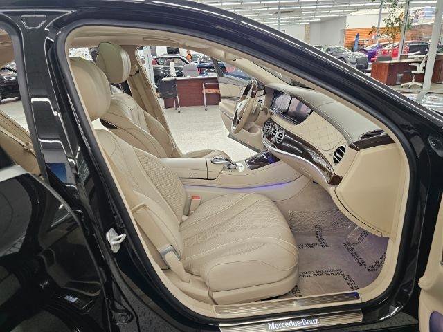 Used 2017 Mercedes-Benz S 550 4MATIC Sedan w/ Premium Package image 34