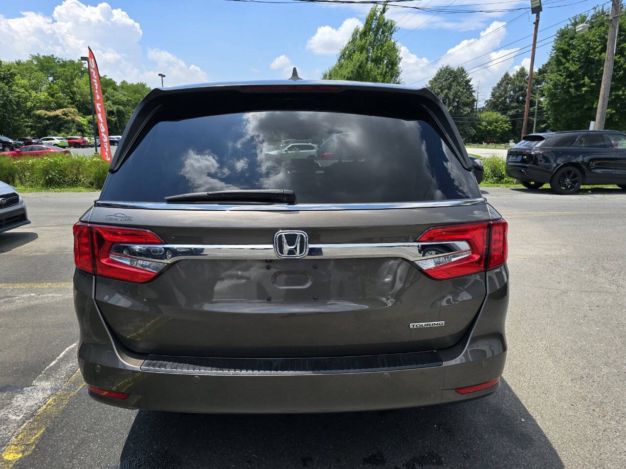 Used 2018 Honda Odyssey Touring image 4