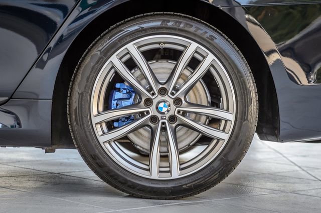 Used 2017 BMW 740i xDrive AWD/4WD image 14