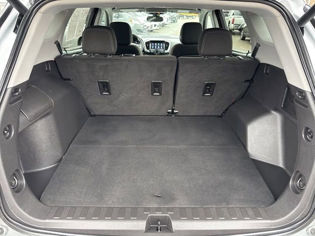 Used 2023 GMC Terrain SLE w/ Driver Convenience Package image 20