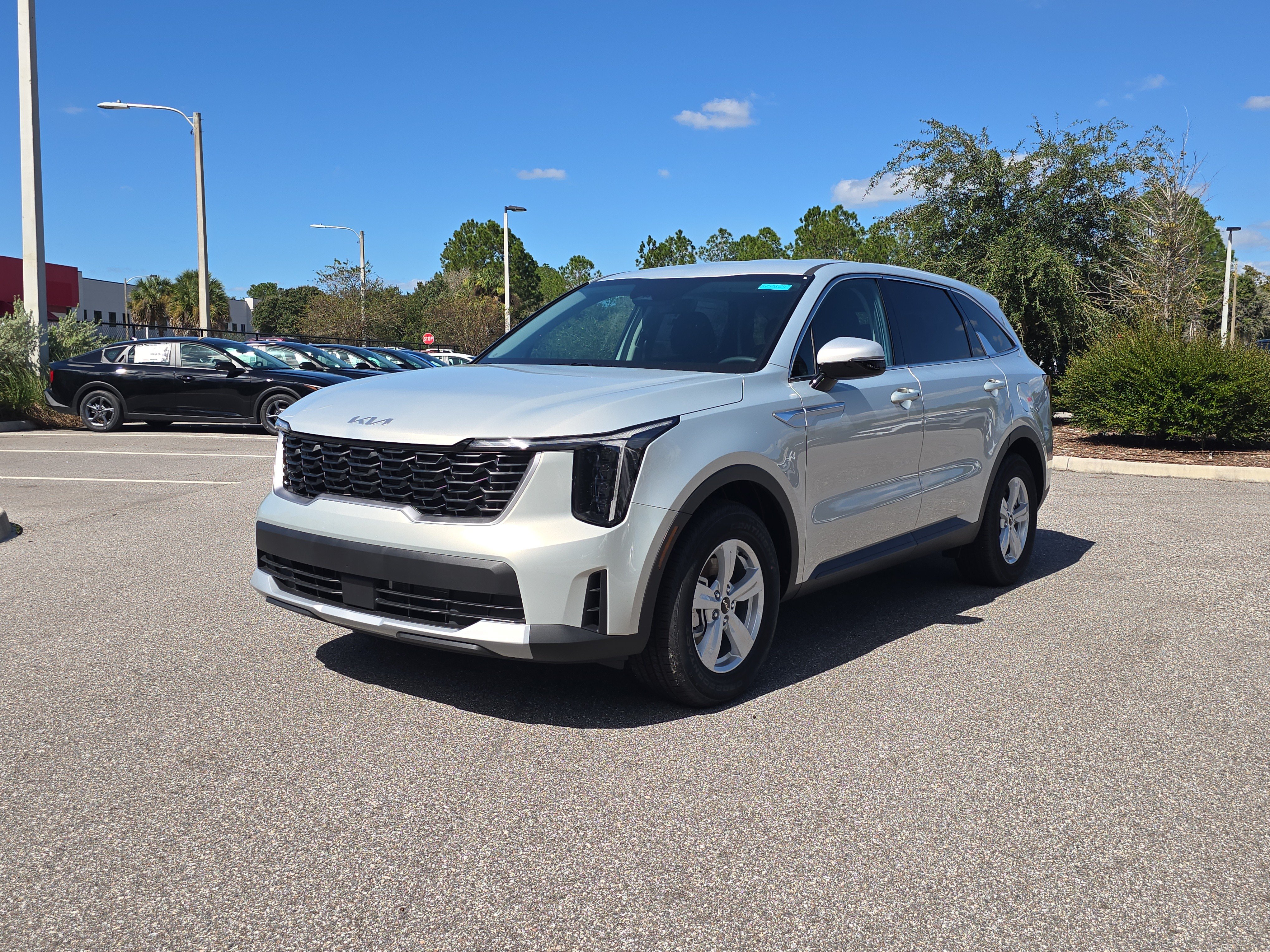 New 2026 Kia Sorento LX FWD image 4